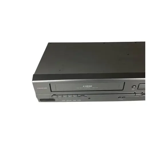 Magnavox MWD2205 DVD/ VCR Combo Player VHS Recorder No Remote - TESTED